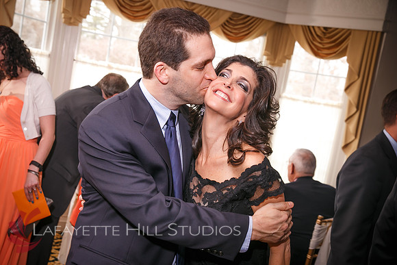 Howie_0203