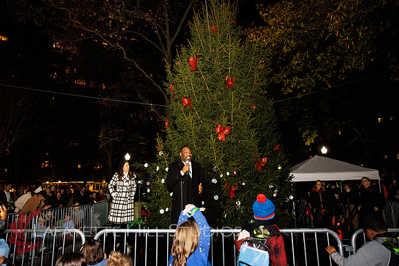 The Laurel on Rittenhouse Square Christmas tree lighting_0093